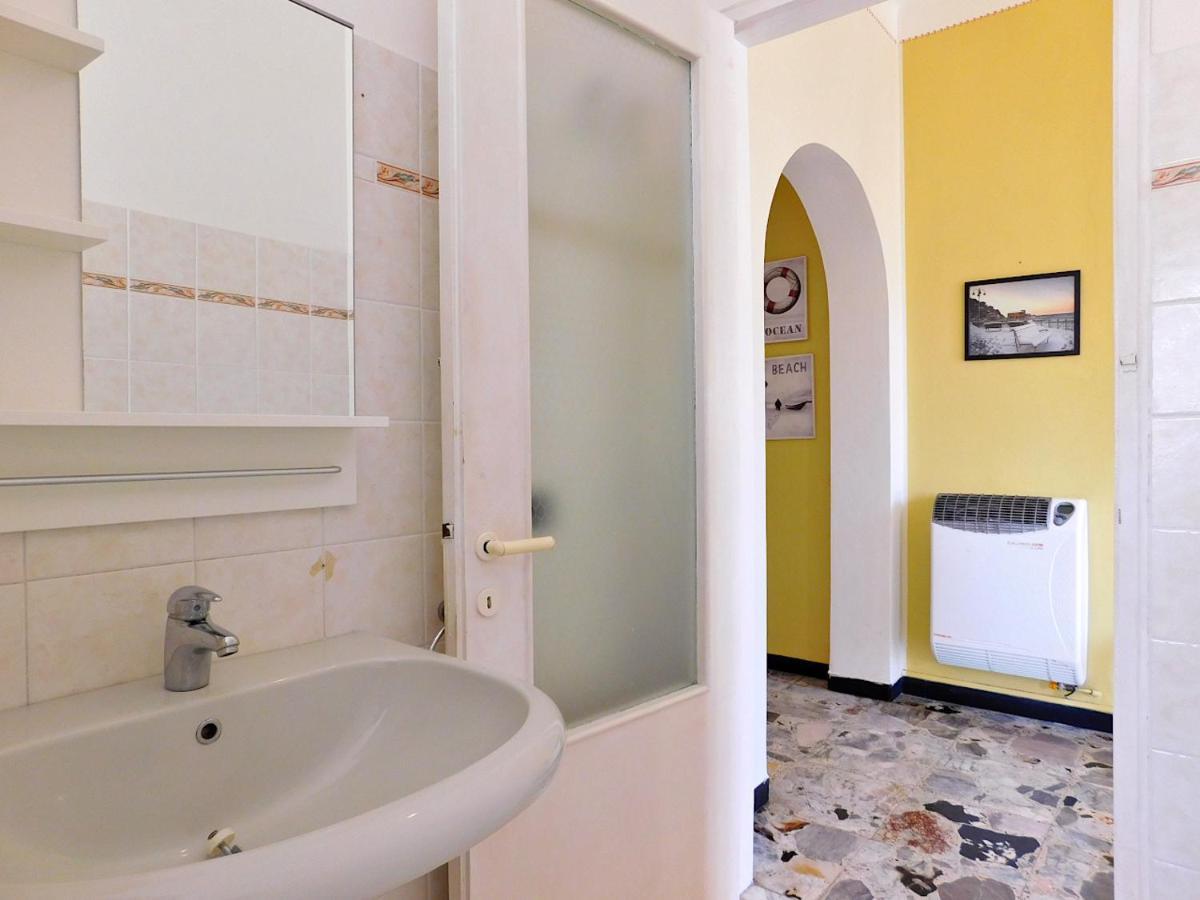 Villa Unifamiliare Con Posto Auto! Levanto Eksteriør billede